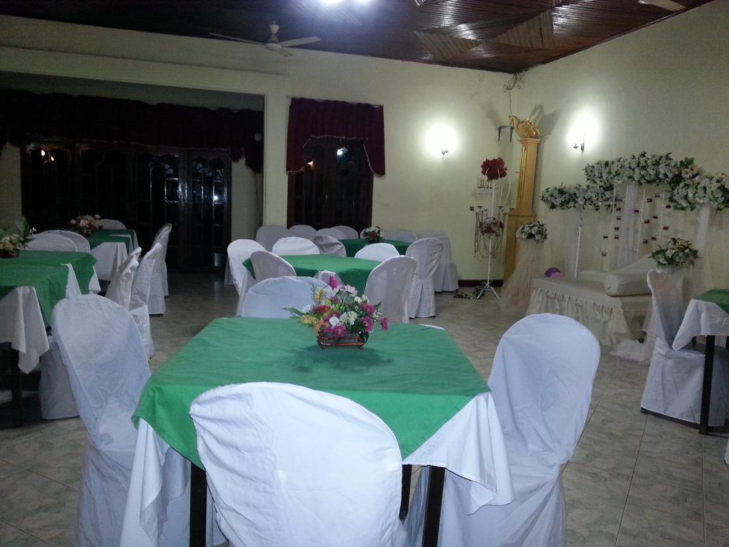 Hansika Guest Inn Buttala Exterior foto